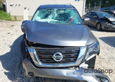 2017 Nissan Pathfinder Sv z USA, uszkodzony, nr VIN 5N1DR2MM6HC906918